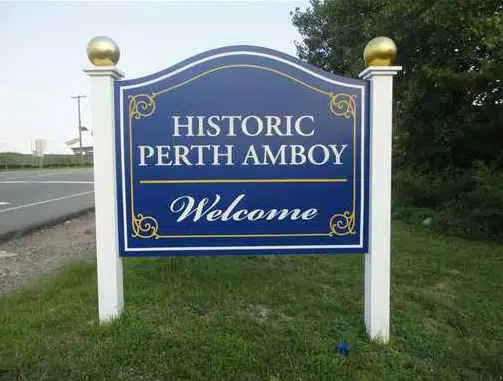 All Natural, Eco-Friendly Mosquito Control Company in Perth Amboy, NJ. An image clearly showing that as the number one mosquito & tick control company in Perth Amboy, NJ, we can help get your yard back and safe from pests.